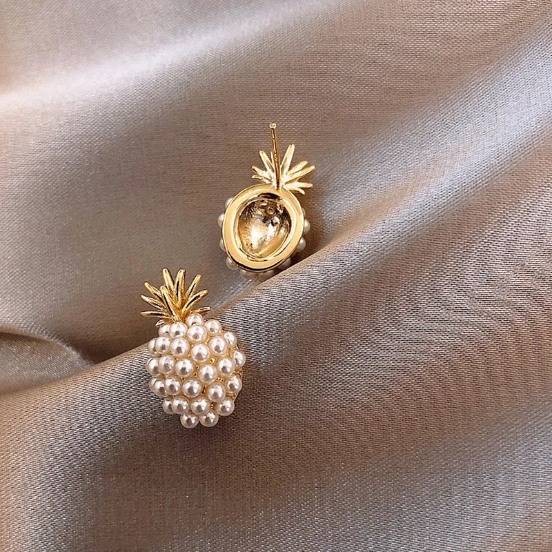 Damen 18k vergoldete simulierte Perlen geometrische Ananasform Steckerohrringe | Shop Nory