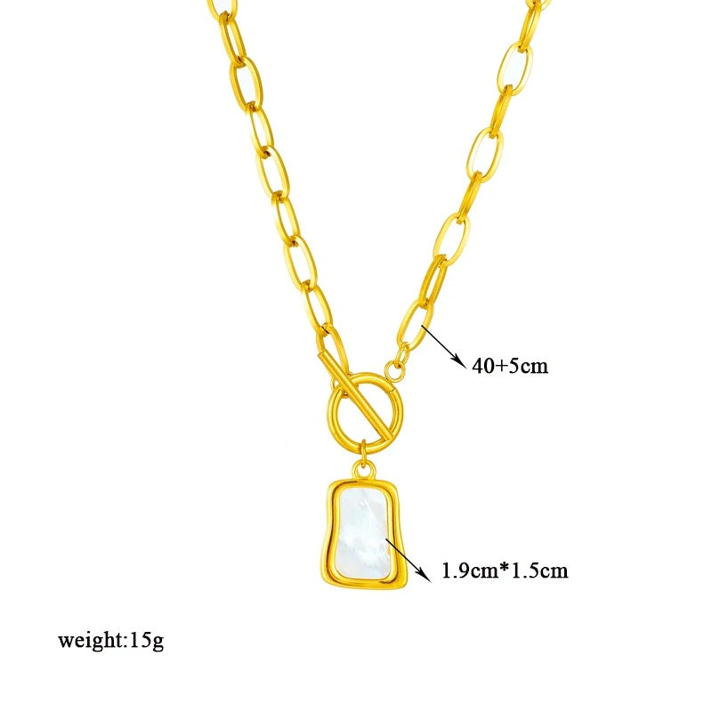 Damen Goldplattierte 316 Edelstahl Geometrische Quadratische Muschelanhänger Halskette | Shop Nory