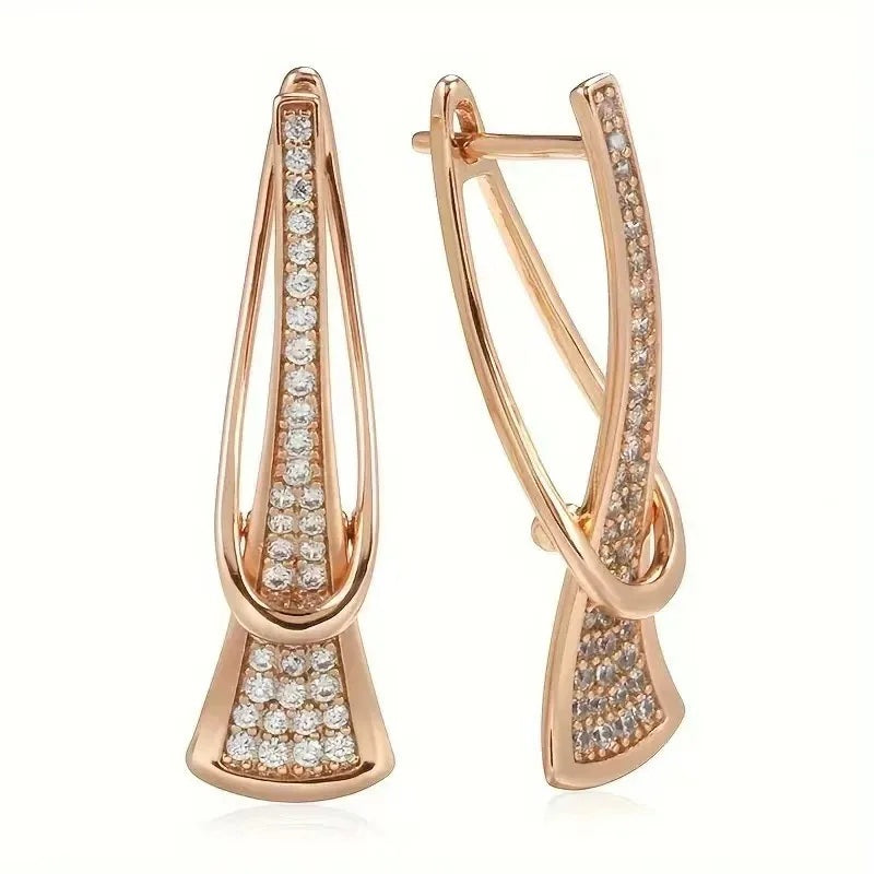 Damen Rose Gold Dreieck Einlage Voll Paved Zirkon Kurven Clip Rücken Damen Ohrringe | Shop Nory