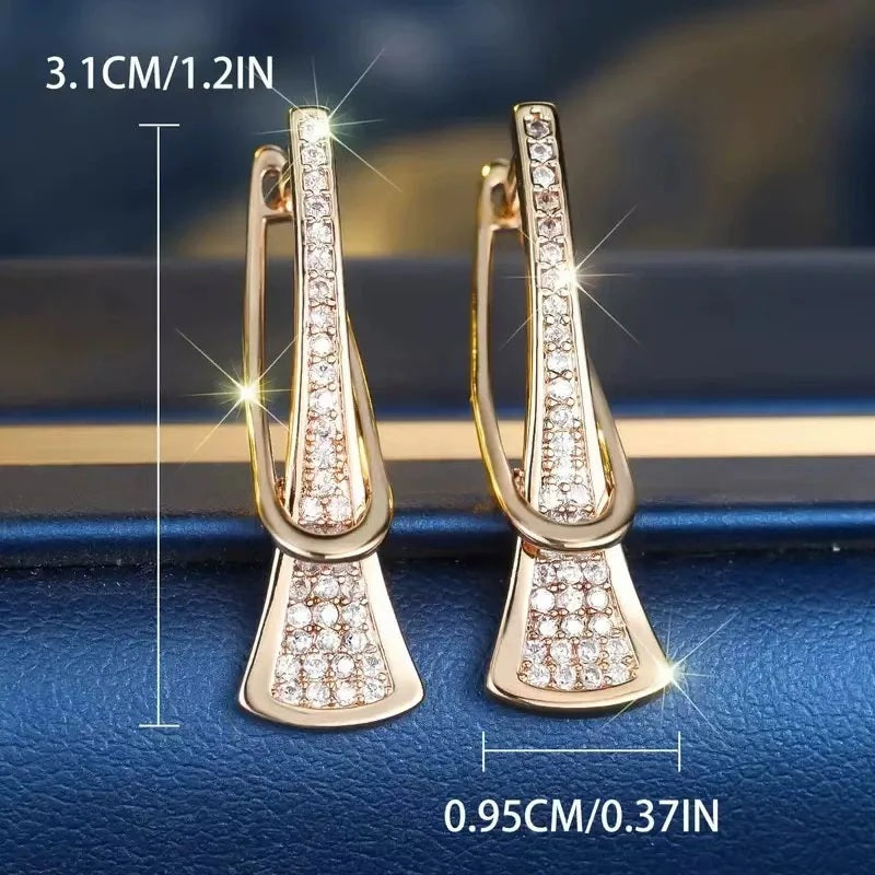 Damen Rose Gold Dreieck Einlage Voll Paved Zirkon Kurven Clip Rücken Damen Ohrringe | Shop Nory