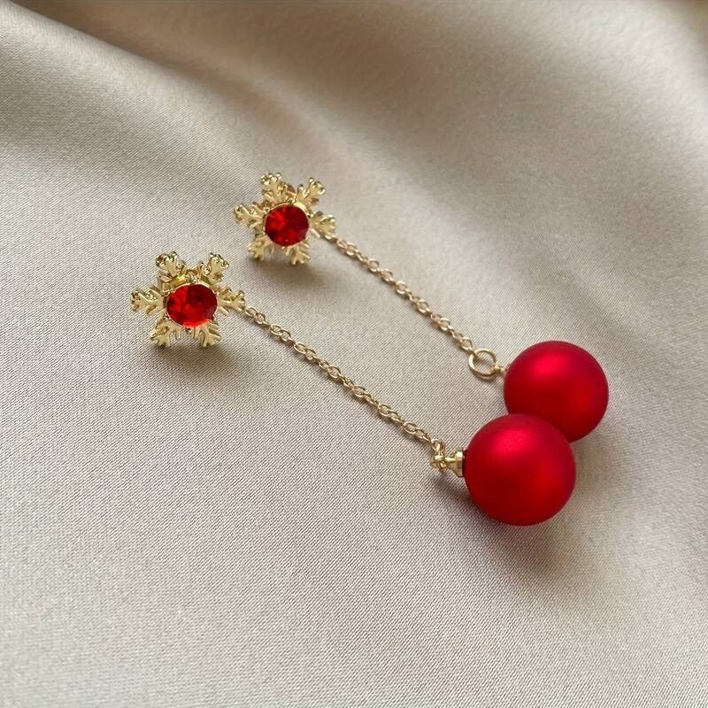 Damen Glitzernde Rote Kristall Schneeflocken Ball Drop Dangle Ohrstecker | Shop Nory