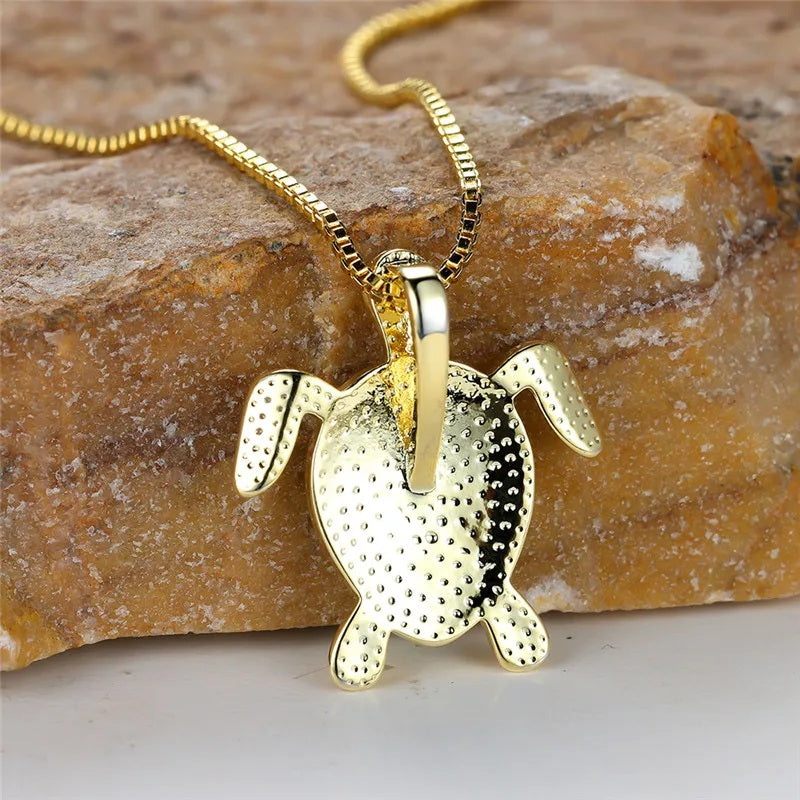 Unisex vergoldete Opalstein süßer Edelstahl Schildkröte Anhänger Kettenhalskette | Shop Nory