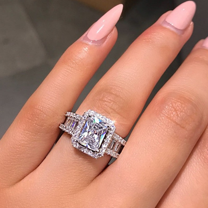 Natürlicher Weiß Moissanit Edelsteinring | Shop Nory