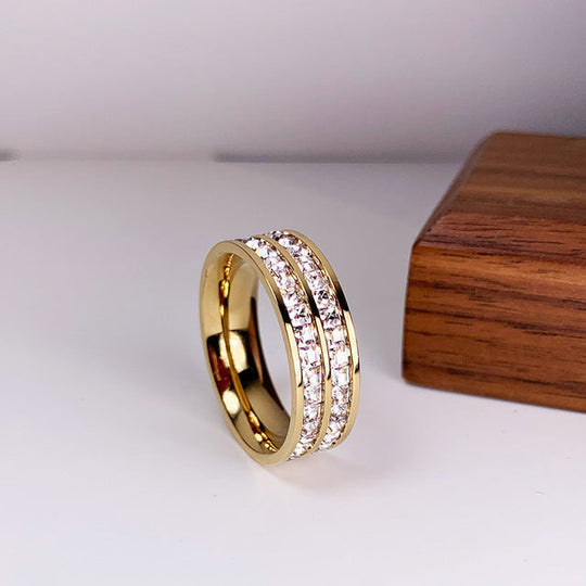 Eleganter eingelegter Zirkonia-Ring | Shop Nory