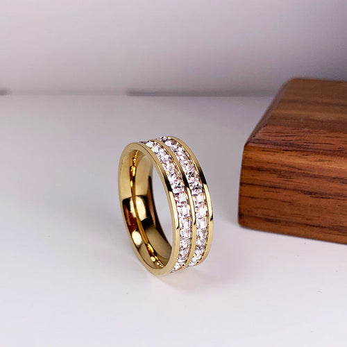 Eleganter eingelegter Zirkonia-Ring | Shop Nory