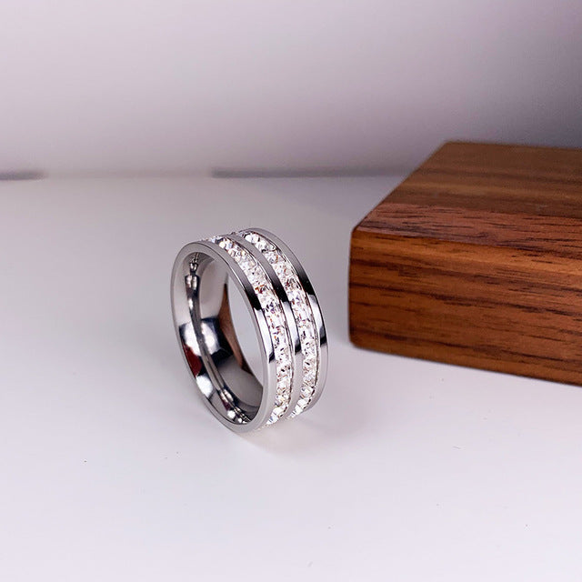Eleganter eingelegter Zirkonia-Ring | Shop Nory