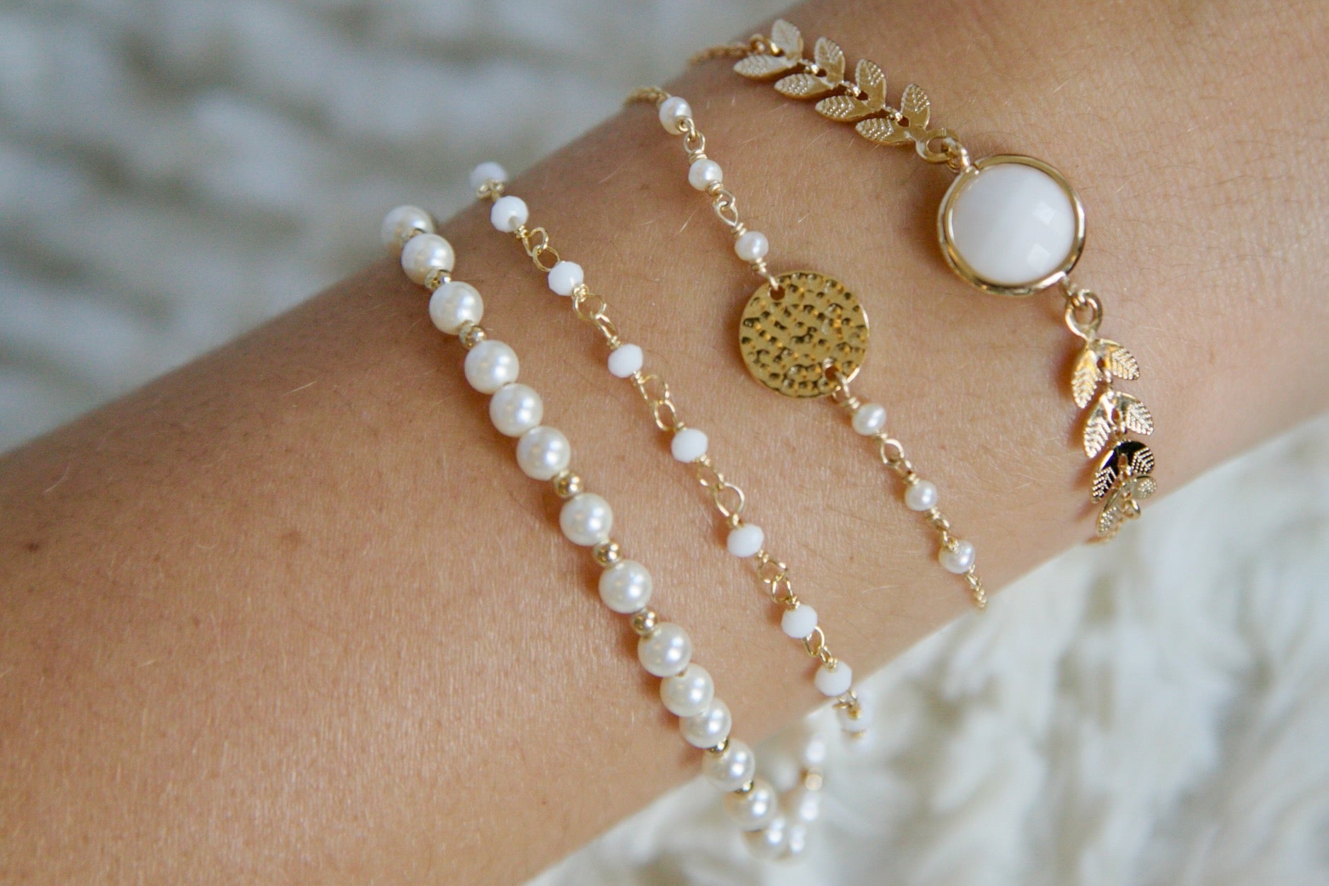 Armband Perlmutt & Plättchen vergoldet | Shop Nory