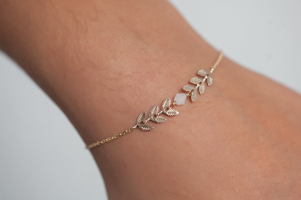 Armband mit Blättern mit Perle - 16Karat vergoldet | Shop Nory
