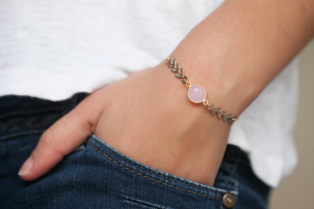 Armband mit Goldähre und buntem Stein | Shop Nory