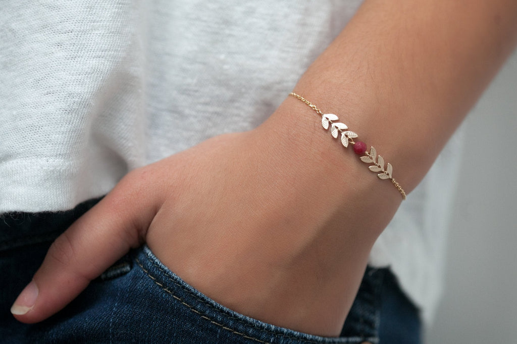 Armband mit Blättern mit Perle - 16Karat vergoldet | Shop Nory
