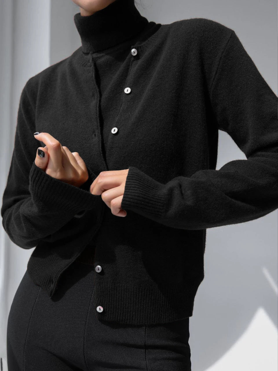 Damen Strick-Cardigan und Rollkragenpullover Set