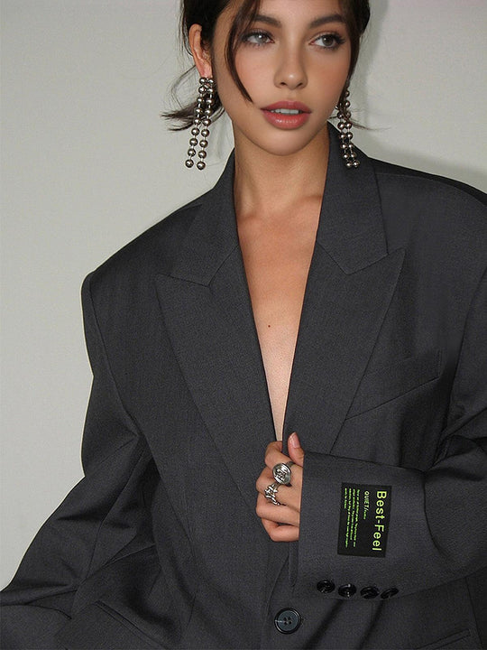 Oversized-Blazer mit Revers und klassischem Knopfverschluss