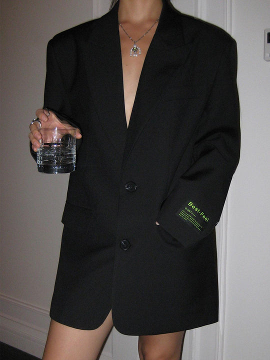 Oversized-Blazer mit Revers und klassischem Knopfverschluss