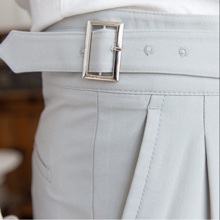 Classic: Stilvolle Hose mit Schnalle