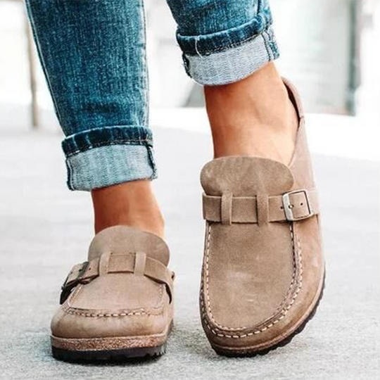 Lässige schlupfschuhe