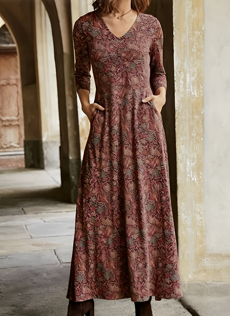 Langes Kleid mit Retro-Muster