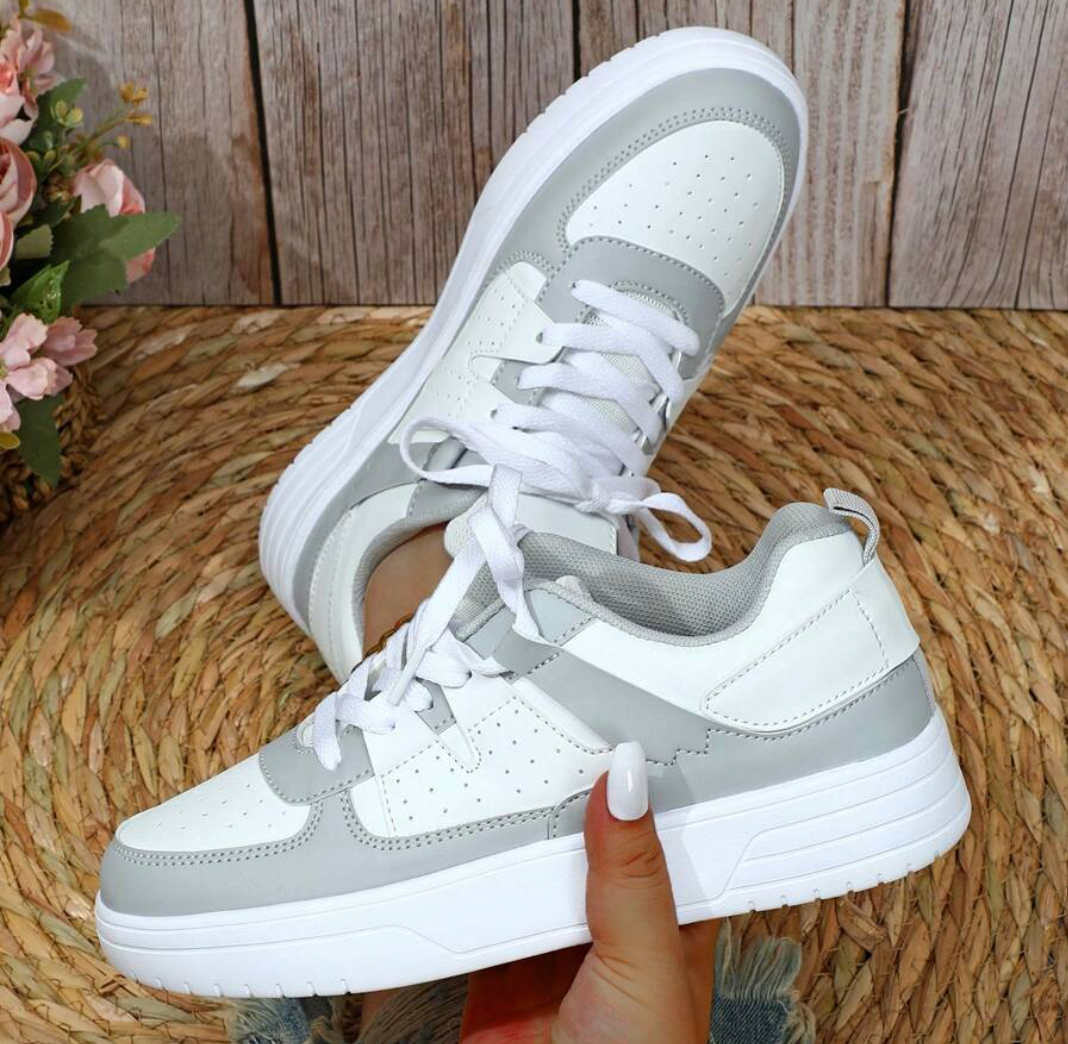 lässige atmungsaktive Schnürschuhe