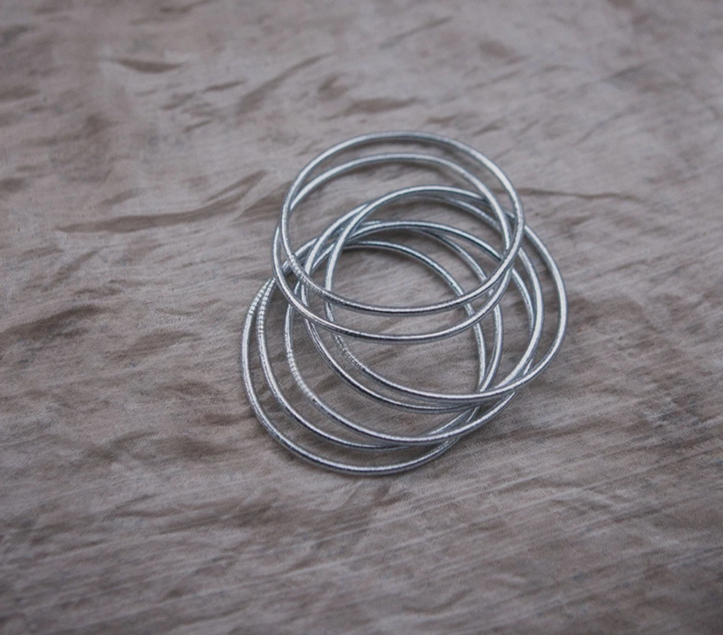 Buddhistisches Armband Silber | Shop Nory