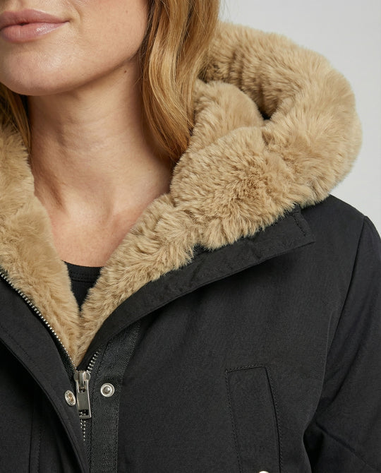 Warme Damen Winterjacke | Shop Nory