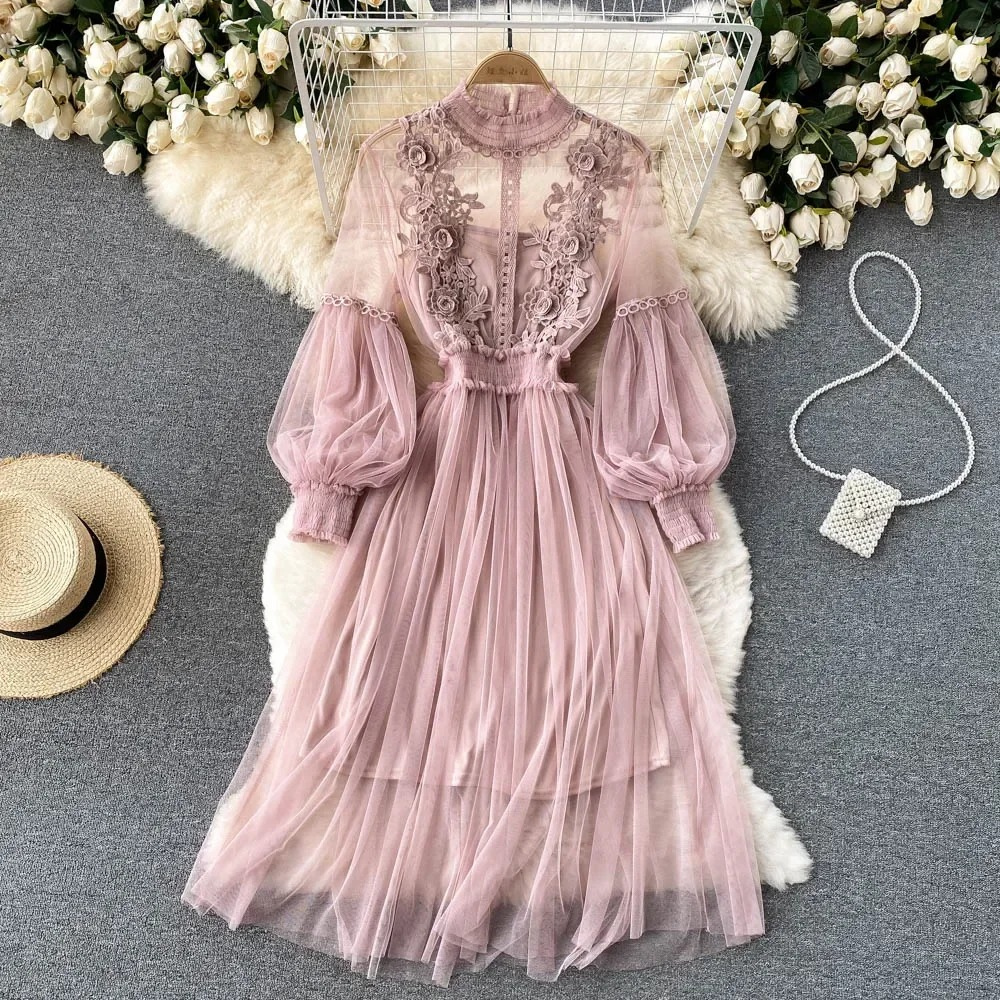 Florales Blumenkleid