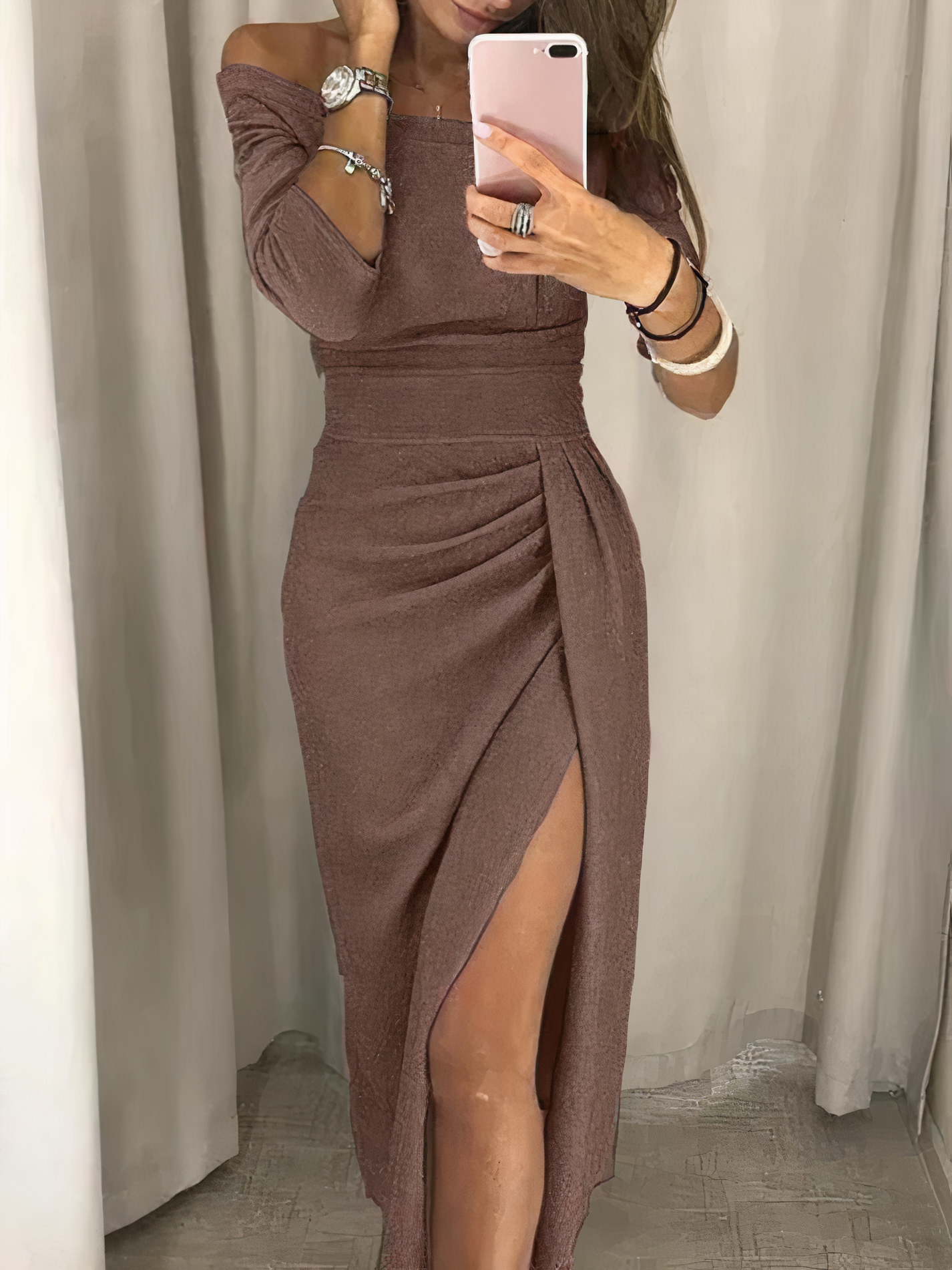 Off-Shoulder Glitzerkleid