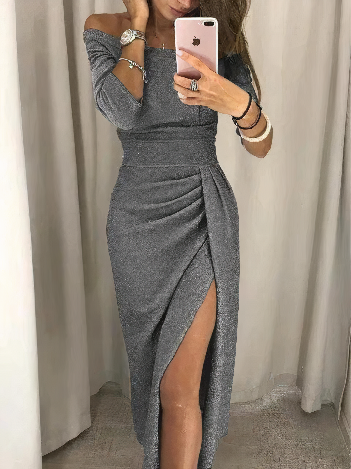 Off-Shoulder Glitzerkleid