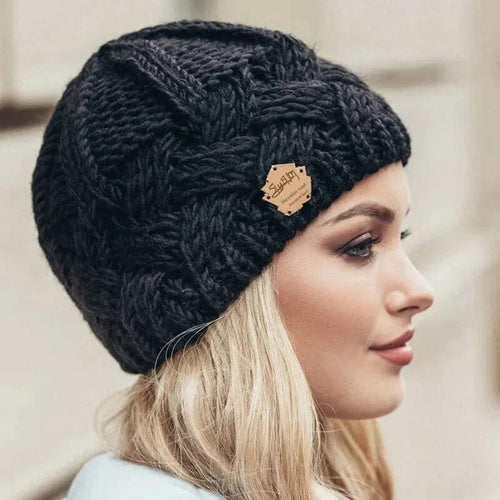 Damen Weiche Strickmütze mit Zopfmuster | ShopNory