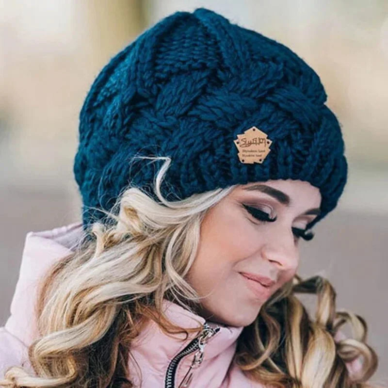 Damen Weiche Strickmütze mit Zopfmuster | ShopNory