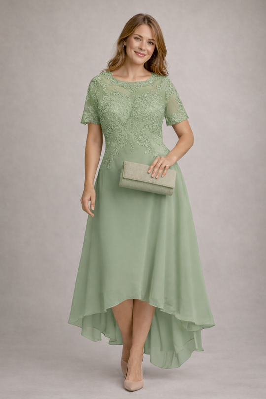Damen Abendkleid mit Spitze und kurzen Ärmeln