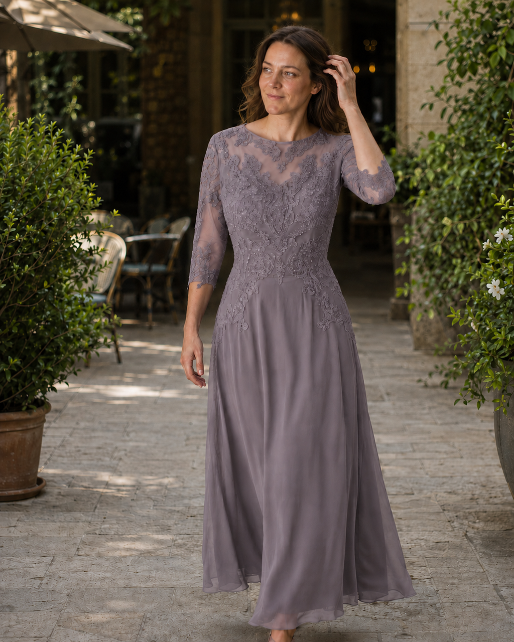 ShopNory Damen Abendkleid mit Spitzenoberteil und fließendem Rock