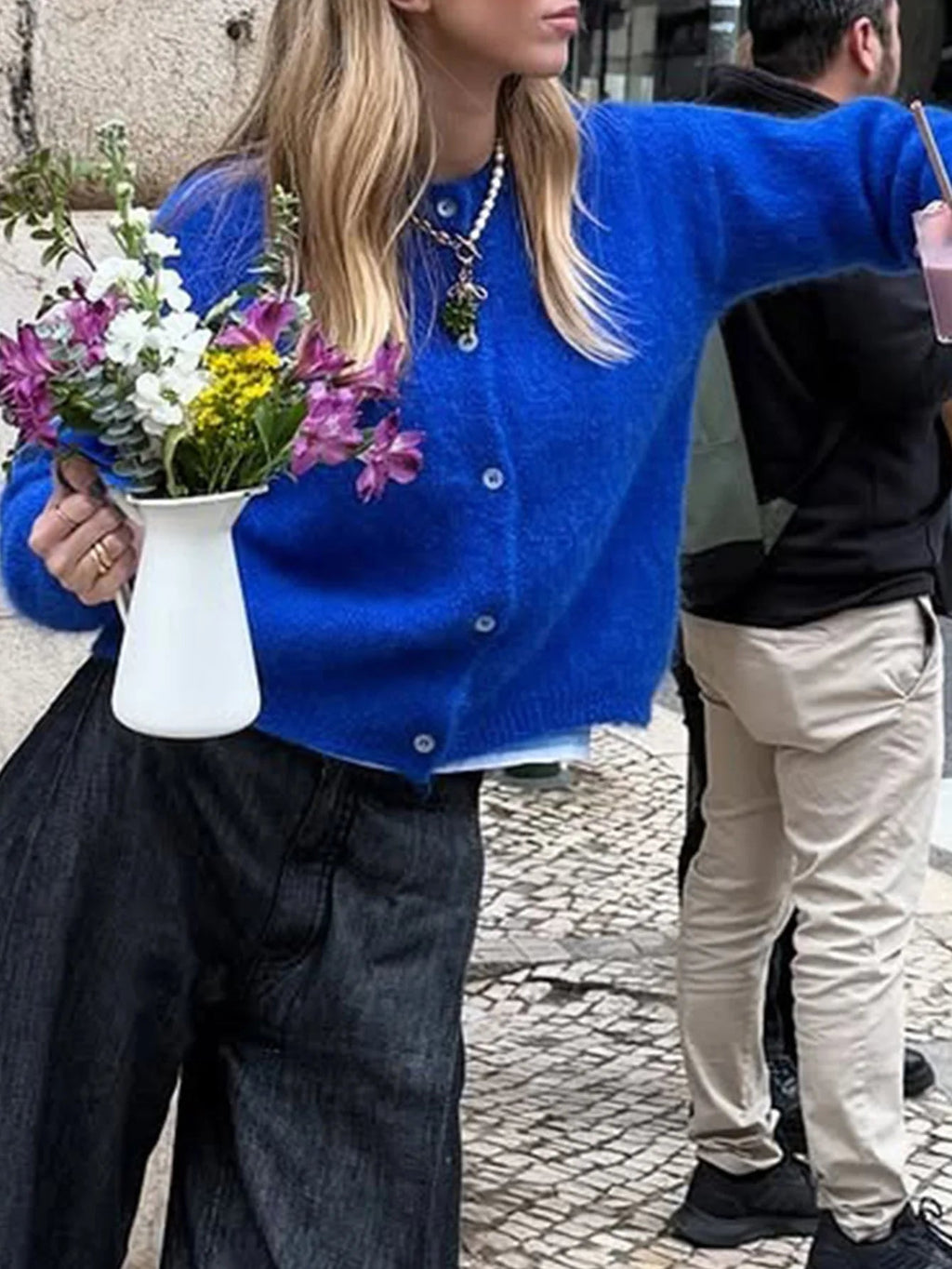 Damen Strickjacke mit langen Ärmeln und Knopfverschluss