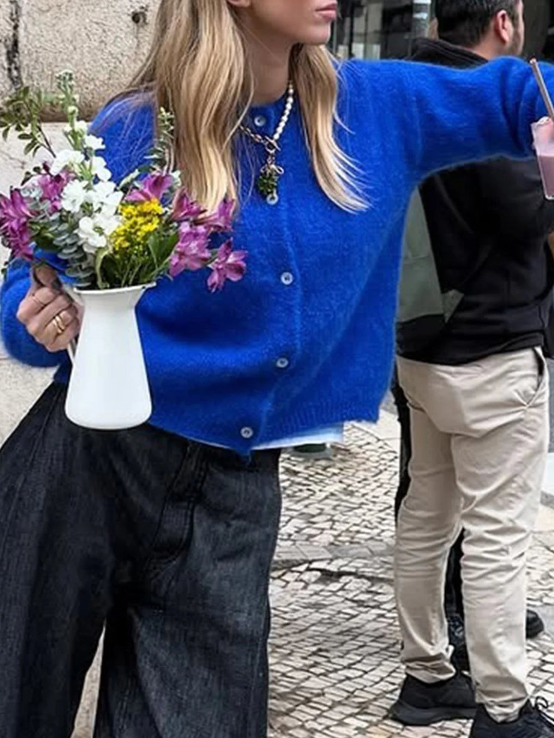 Damen Strickjacke mit langen Ärmeln und Knopfverschluss