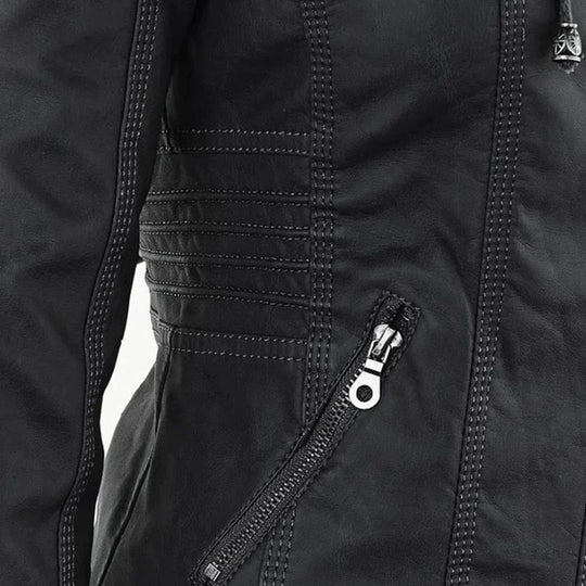 Stilvolle Motorradjacke mit Kapuze