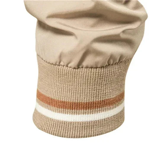 Schlanke Leichte Herren Bomberjacke für Modernen Stil