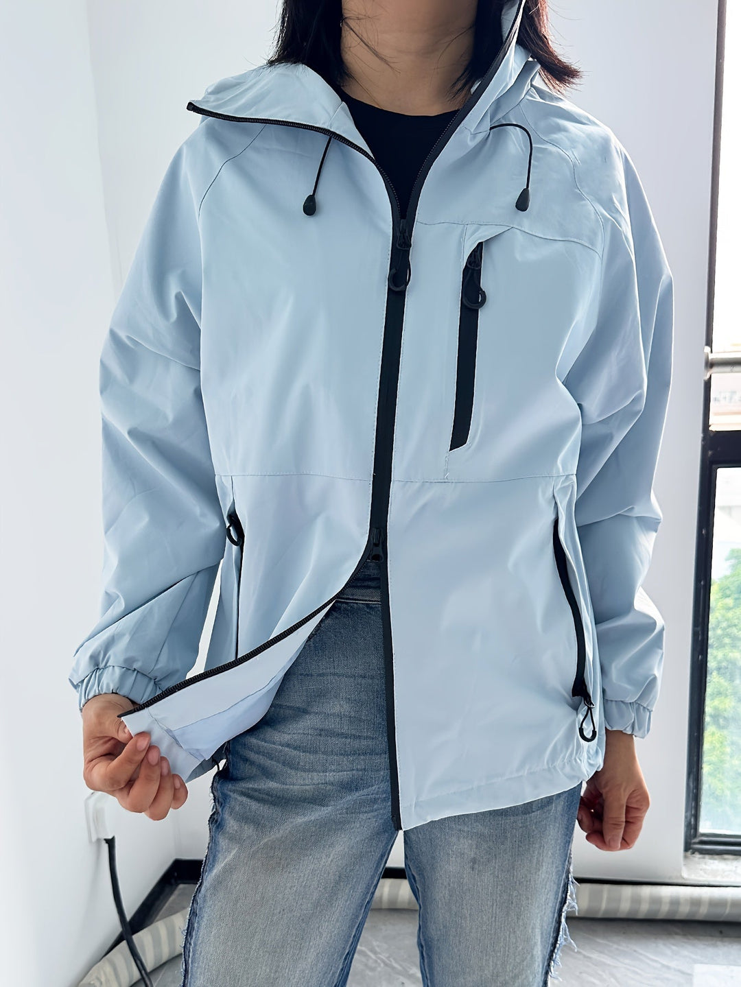 Shopnory | leichte wasserdichte Damenjacke mit Kapuze Liv