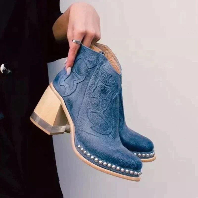 Bestickte Stiefel mit Blockabsatz und seitlichem Reißverschluss