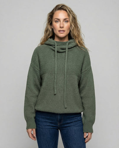 Lässiger, stilvoller Pullover mit Stapelkragen | Shop Nory