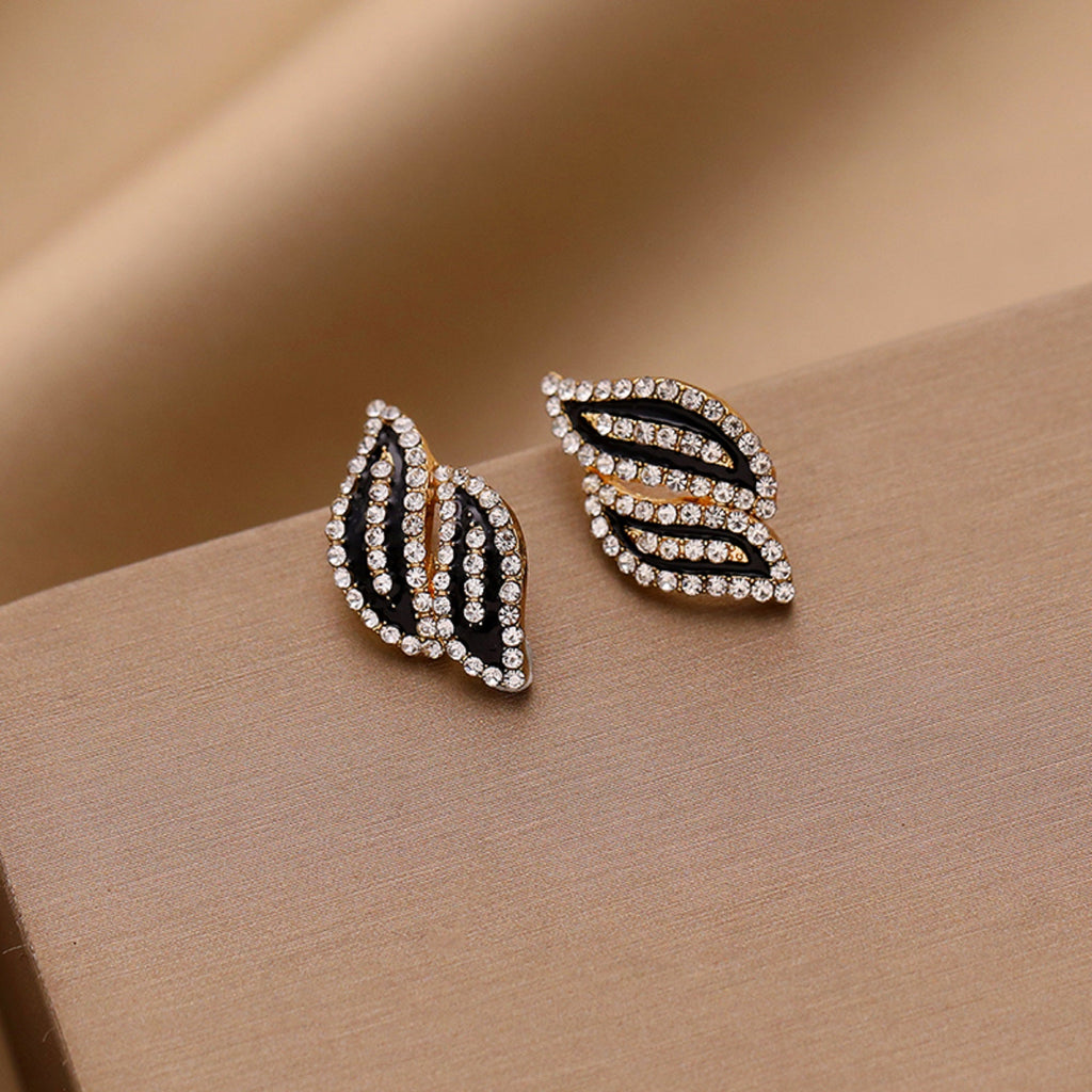 Damen Voll Kristall Strass Schwarz Emaille Doppelte Blätter Stecker Ohrringe | Shop Nory
