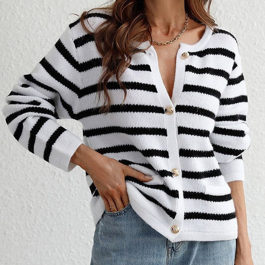 Shopnory | Damen Gestreifter Cardigan mit Knopfverschluss und Weichem Stoff