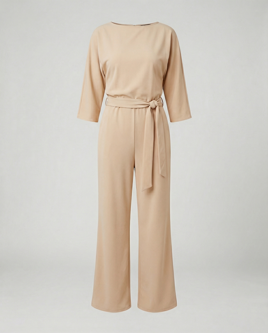 Stylischer Jumpsuit mit Gürtel