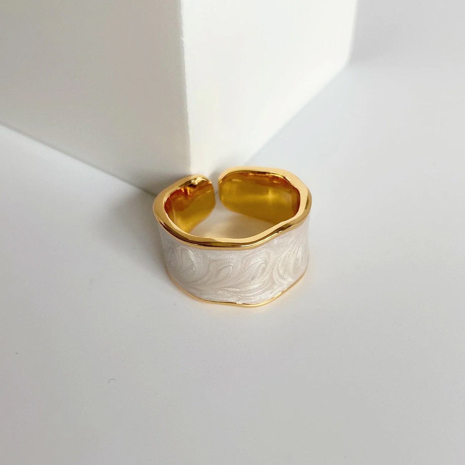 Mode Emaille Breiter Ring | Shop Nory