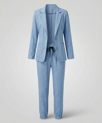 Blau