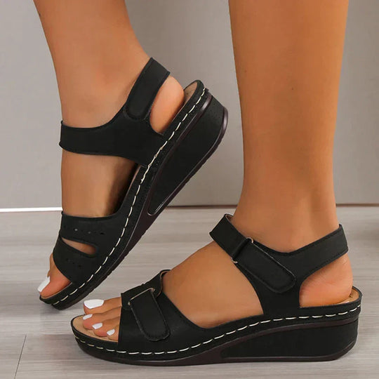 Orthopädische elegante Sandalen