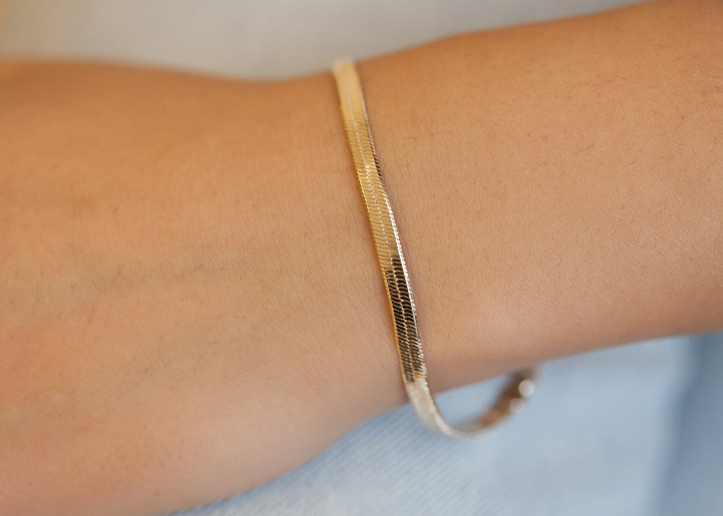 Flaches Schlangenarmband - 16K vergoldet | Shop Nory