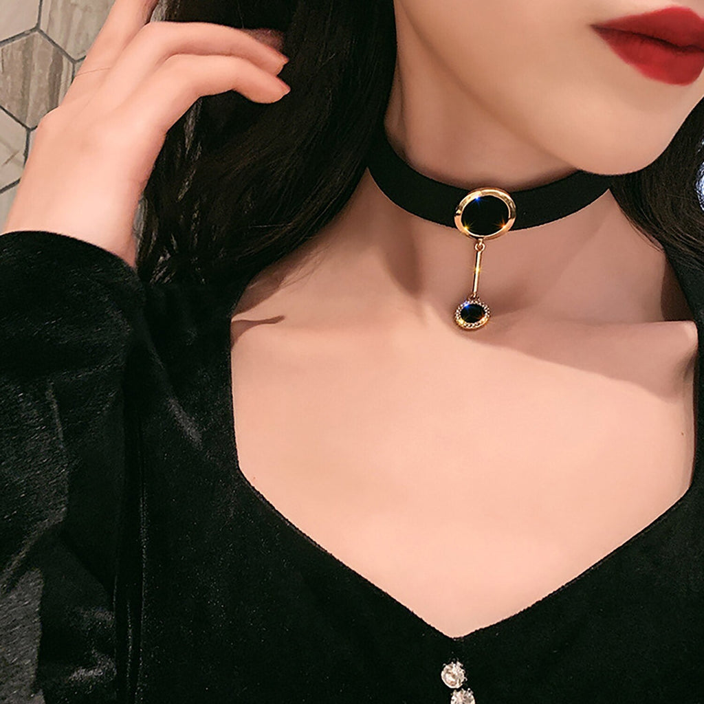 Schwarze übertriebene Flanell Choker Halskette | Shop Nory