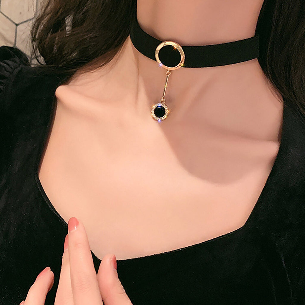 Schwarze übertriebene Flanell Choker Halskette | Shop Nory