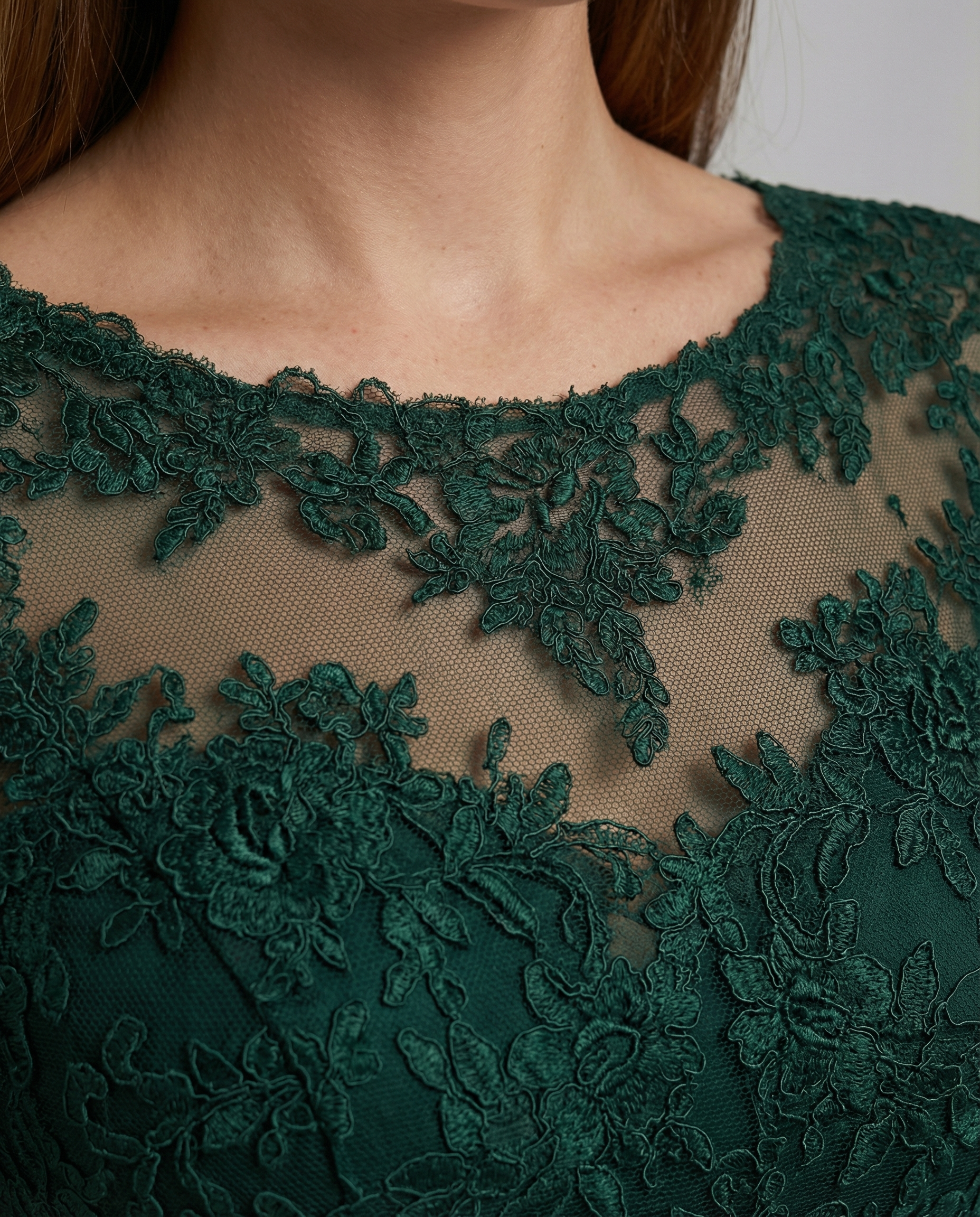 Festliches Maxikleid mit Spitzenbesatz für Damen