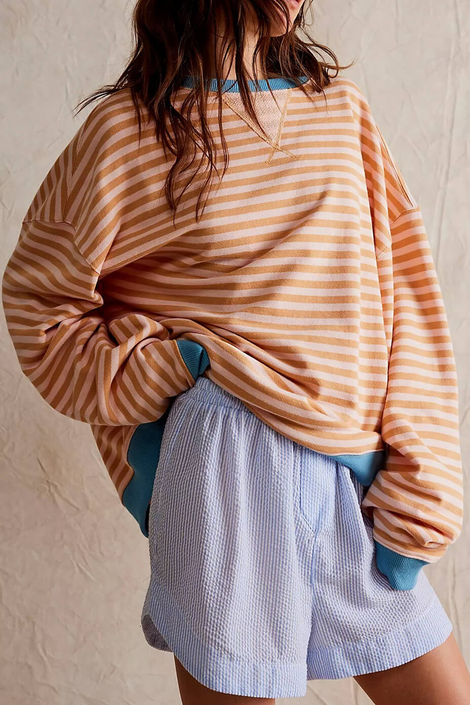 Gestreifter Strickpullover