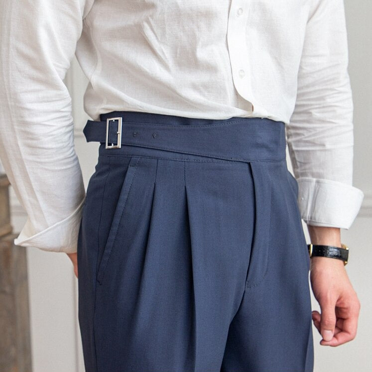 Classic: Stilvolle Hose mit Schnalle