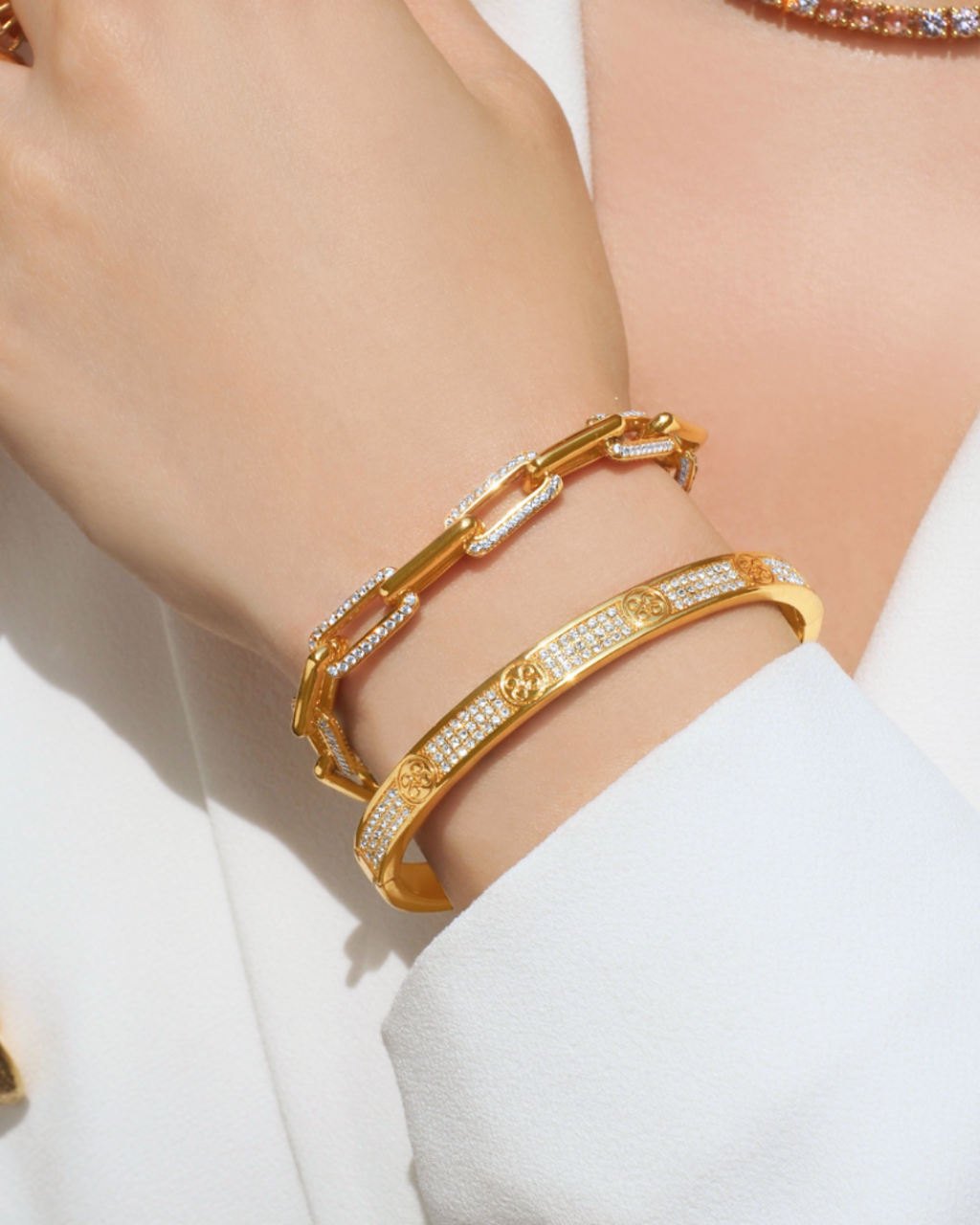 Luxe Kourtney Crystal Gold Chain Armband | Shop Nory